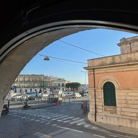 Raha Suites Syracuse Eksteriør bilde